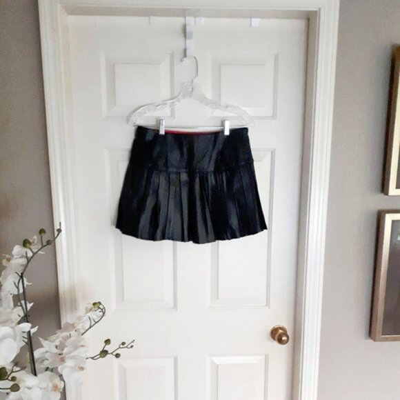 EUC Oxyho Sorento black leather pleated detail mini skirt 6 - Picture 3 of 3